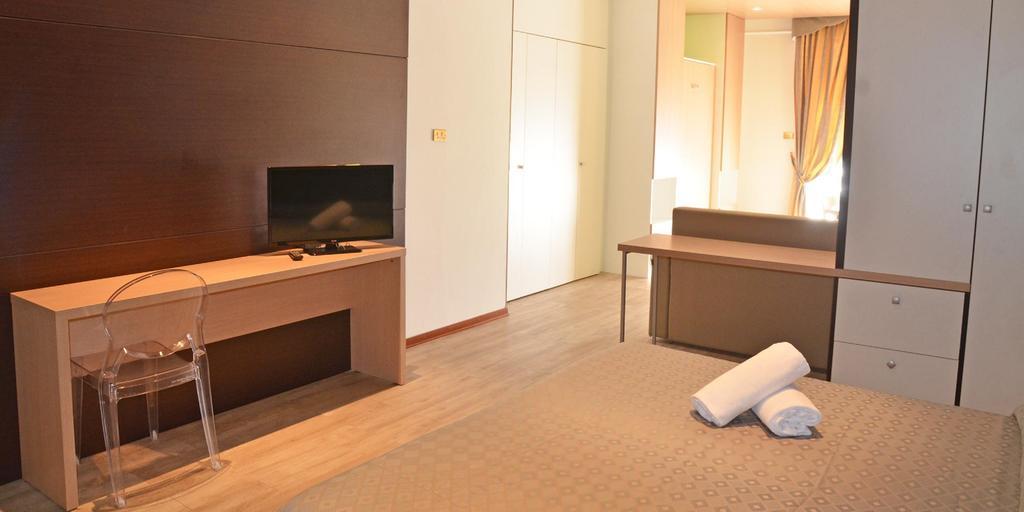Grand Eurhotel Montesilvano Bagian luar foto