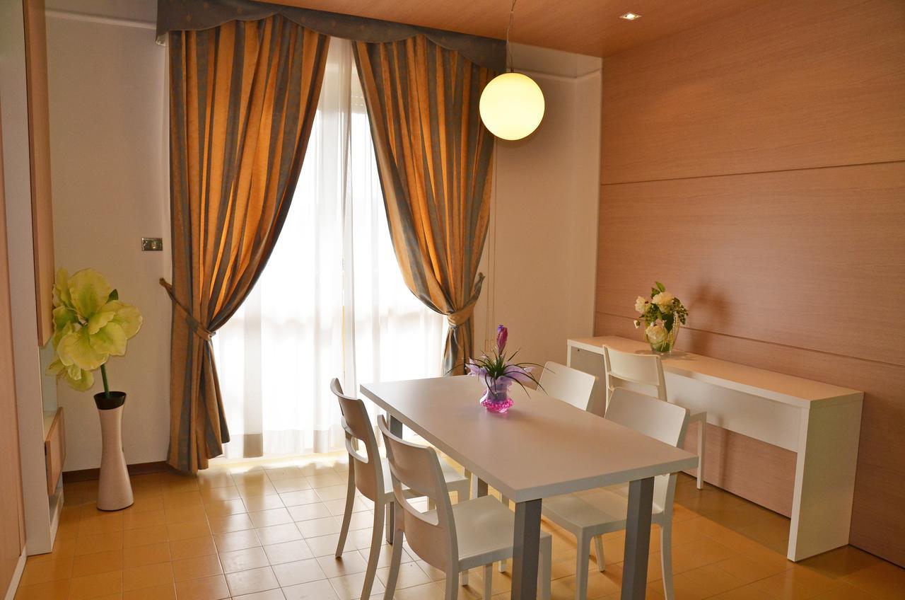 Grand Eurhotel Montesilvano Bagian luar foto