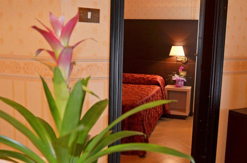 Grand Eurhotel Montesilvano Bagian luar foto