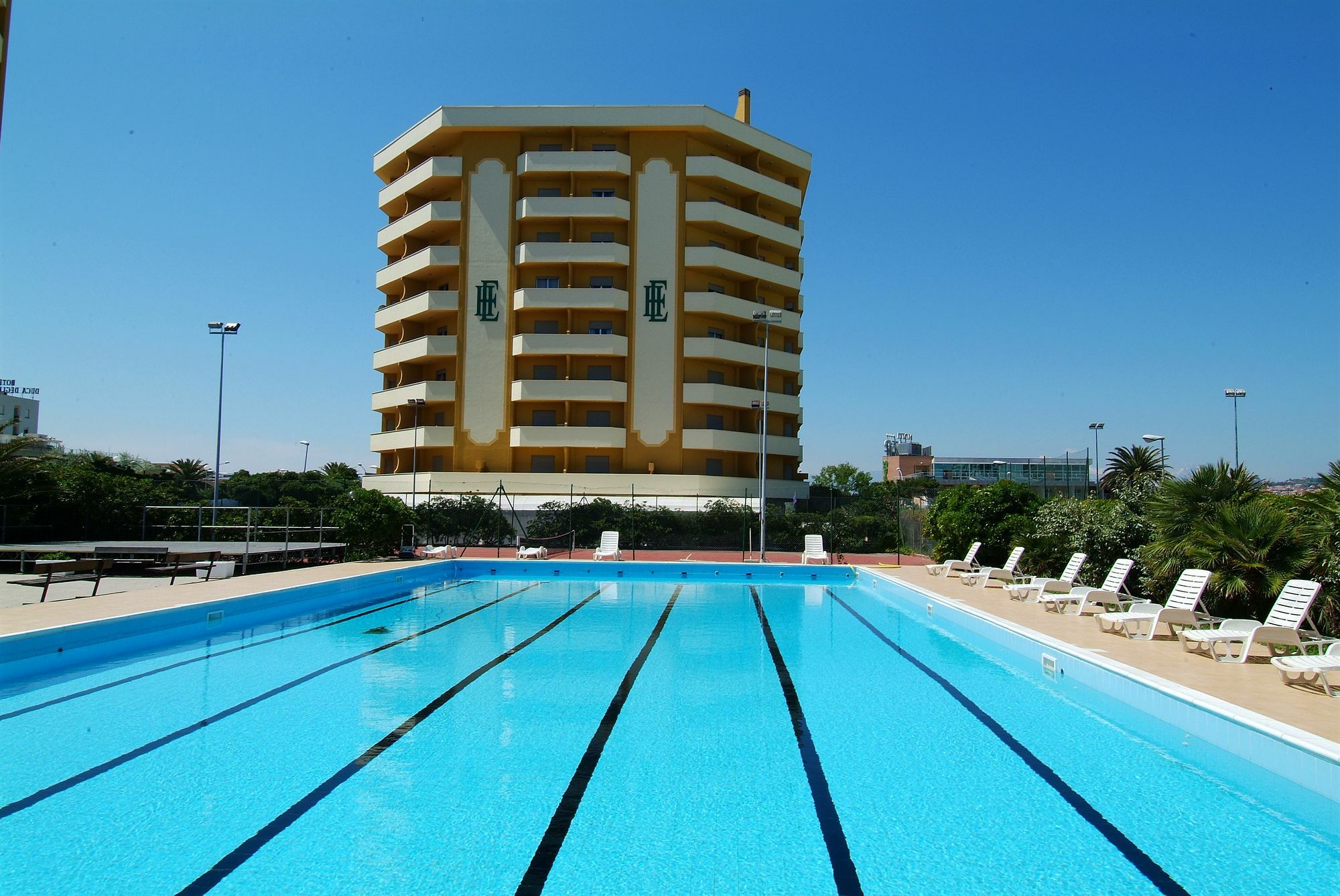 Grand Eurhotel Montesilvano Bagian luar foto